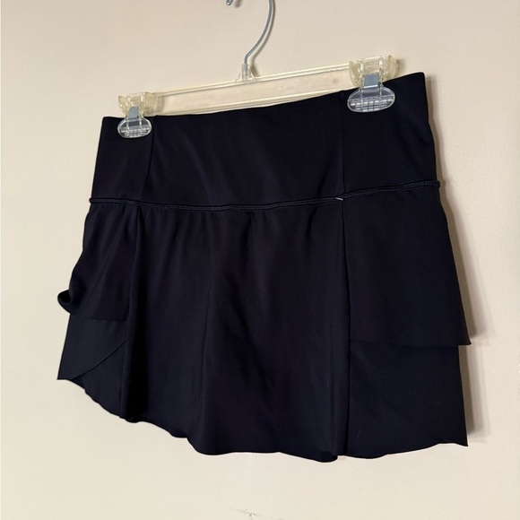 Athleta Momentum Skort Black XS Ruffle Tiered Pull-On Tennis Running Skirt Short - Picture 5 of 12